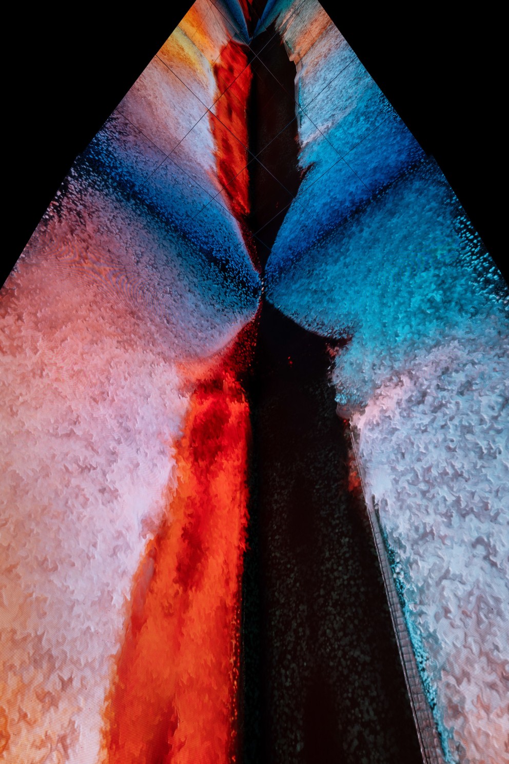 BRUSK Refik Anadol