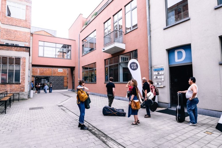 Muzikanten op Dok Noord