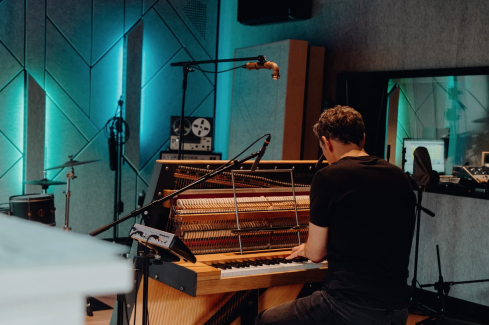 Screenshot 2023 12 15 at 18 43 35